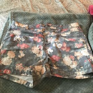 Floral shorts denim 16 target great condition